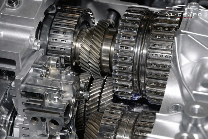 What Happens During a Gearbox Service and Why Is It Important (1)