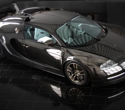 6818bfea43674ba6d2e70a30_LINEAVINCERO-Fullscreen_gallery_slider-002