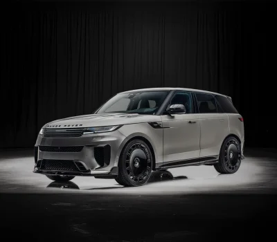 6818c2de2fb53506e6b6c744_New20Rover20SV-Hero_image-001